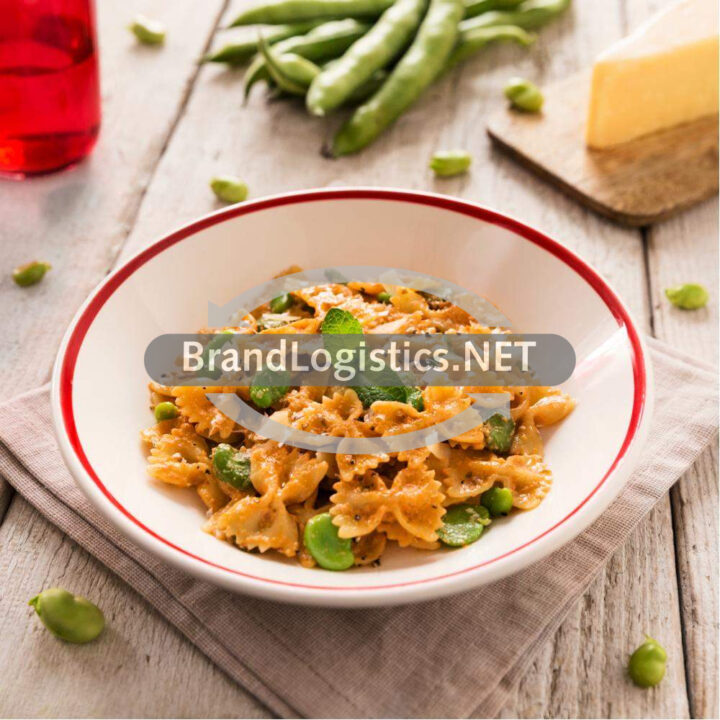 Barilla Collezione Farfalle mit dicken Bohnen, Pecorino und Pesto Ricotta e Noci
